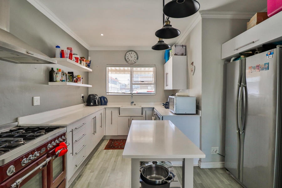 3 Bedroom Property for Sale in Summerstrand Eastern Cape